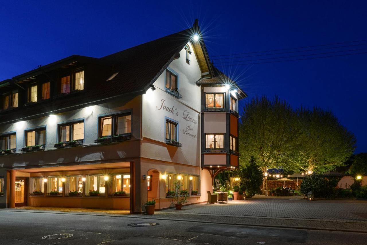 Jauch'S Loewen Hotel-Restaurant Neuershausen Exterior foto